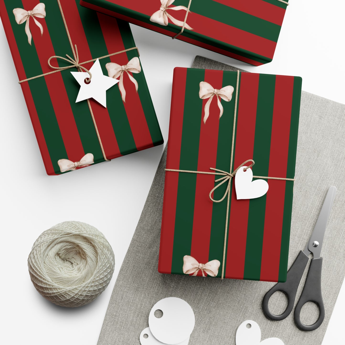 Classic Holiday Gift Wrap Papers, Festive Wrapping Sheets for Christmas, Eco-friendly Wrapping Paper for Gifts, Seasonal Decor, [...]